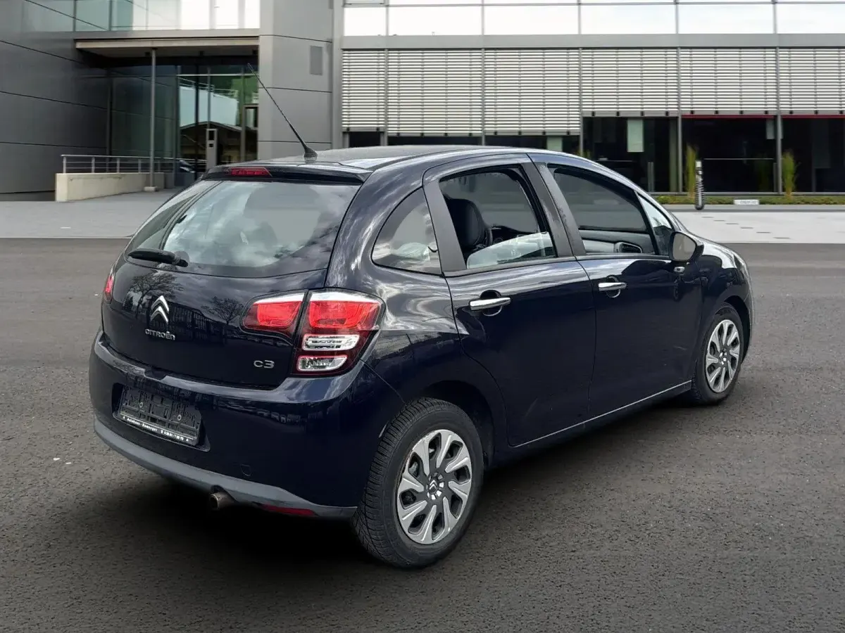 Używany Citroën C3 SELECTION 68 KM (50 kW) 2014 Sedan/Limuzyna