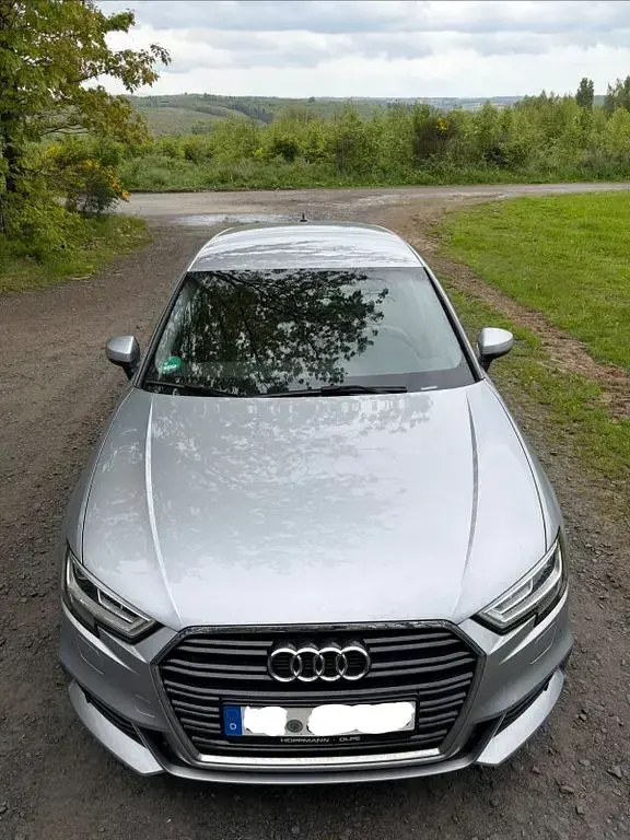 Gebraucht Audi A3 S-Line 150 PS (110 kW) 2019 Silber Limousine