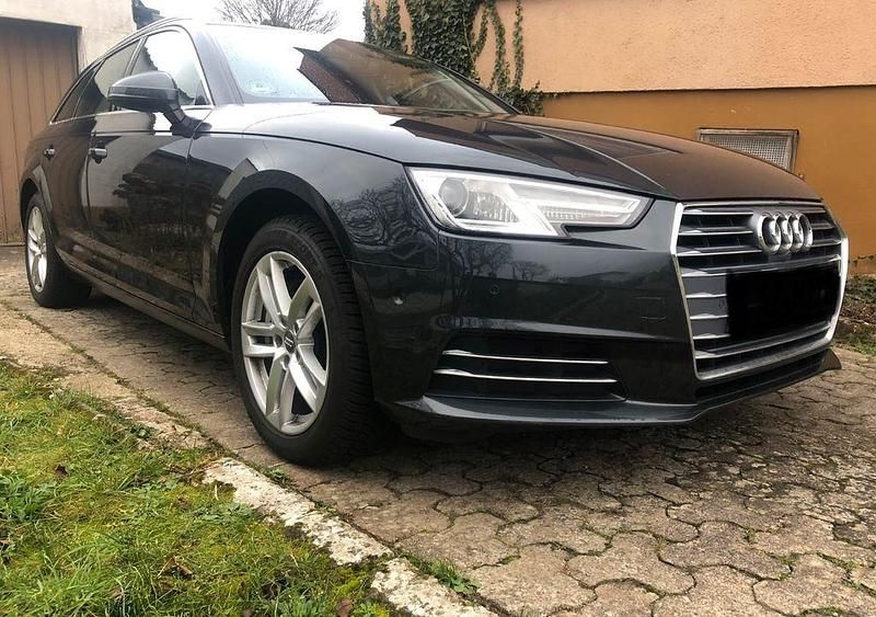 Gebraucht Audi A4 Sport 190 PS (139 kW) 2017 Grau Kombi