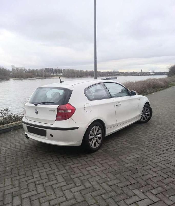 Gebraucht BMW 118 143 PS (105 kW) 2007 Kleinwagen