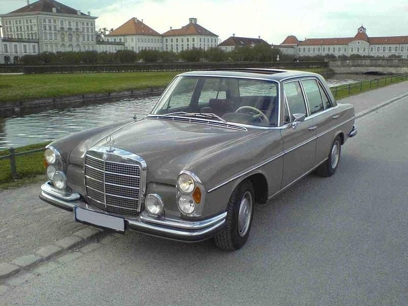 Beige Gebraucht 1970 Mercedes S280 Limousine | 22.500 € - Bild 1/2