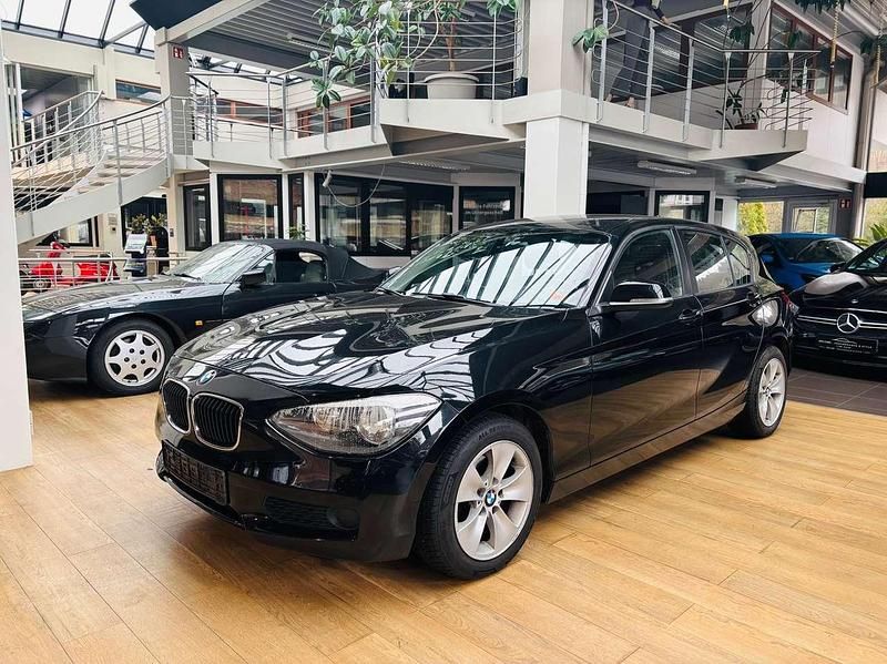 Gebraucht BMW 114 102 PS (75 kW) 2012 Schwarz 2 Kleinwagen