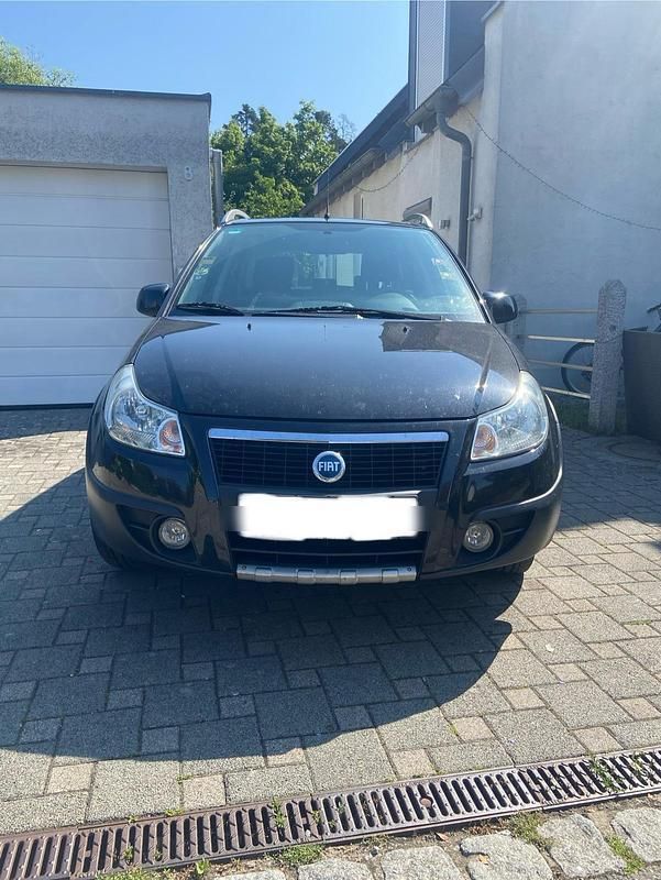 Schwarz Gebraucht 2008 Fiat Sedici SUV | 2.200 € (Fairer Preis) - Bild 1/4