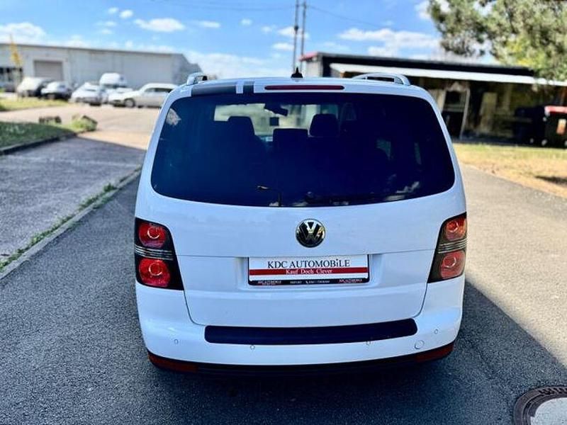 Gebraucht VW Touran Freestyle 140 PS (102 kW) 2010 Weiß Van / Kleinbus