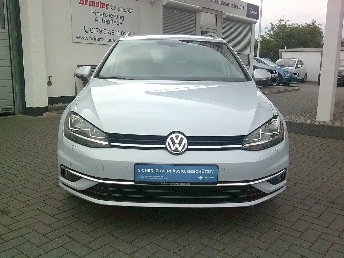 Gebraucht VW Golf VII Sound 110 PS (80 kW) 2017 Weiß Kombi