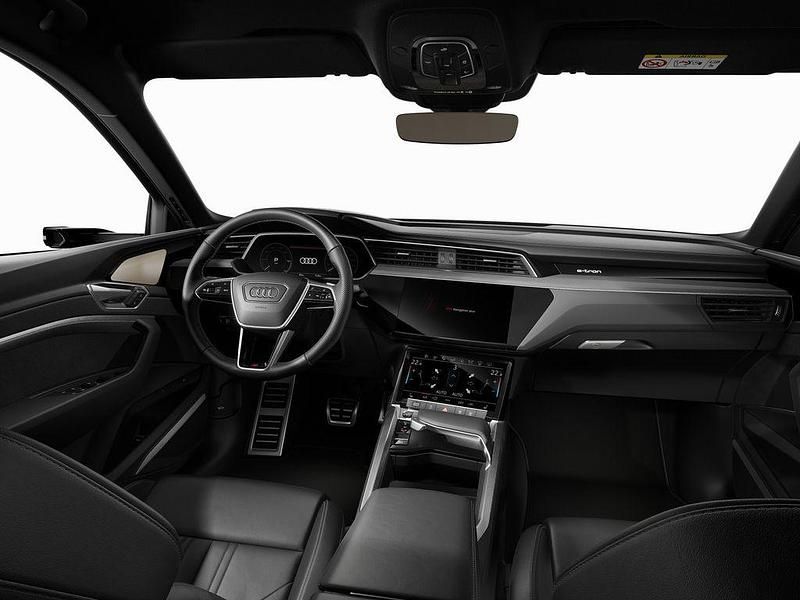 Gebraucht Audi Q8 e-tron S-Line 300 kW (408 PS) 2024 Ultrablau SUV