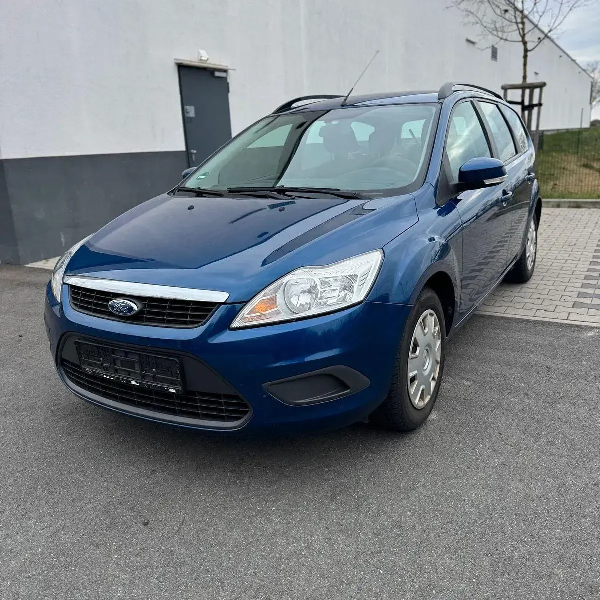 Gebraucht Ford Focus 101 PS (74 kW) 2010 Blau Kombi