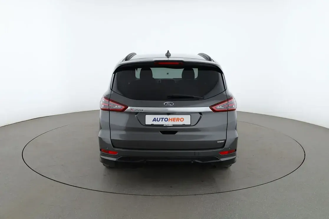 Usata Ford S-MAX ST-Line 133 CV (97 kW) 2022 Grigio Monovolume