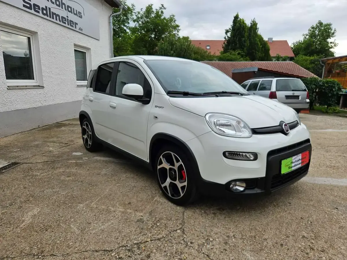 Gebraucht Fiat Panda Sport 69 PS (50 kW) 2021 Colore esterno (weiss) Kleinwagen