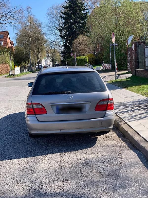 Gebraucht Mercedes E200 136 PS (100 kW) 2008 Kombi