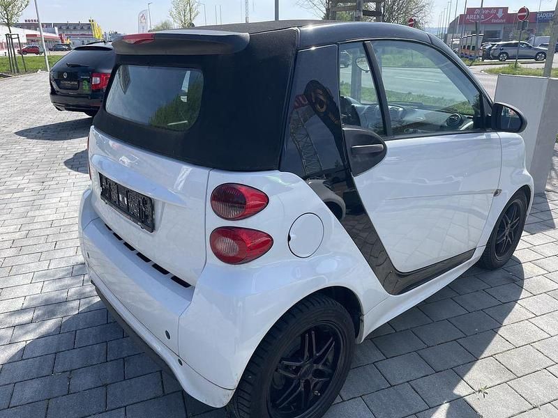 Gebraucht Smart ForTwo Cabrio 71 PS (52 kW) 2014 Weiß Cabrio