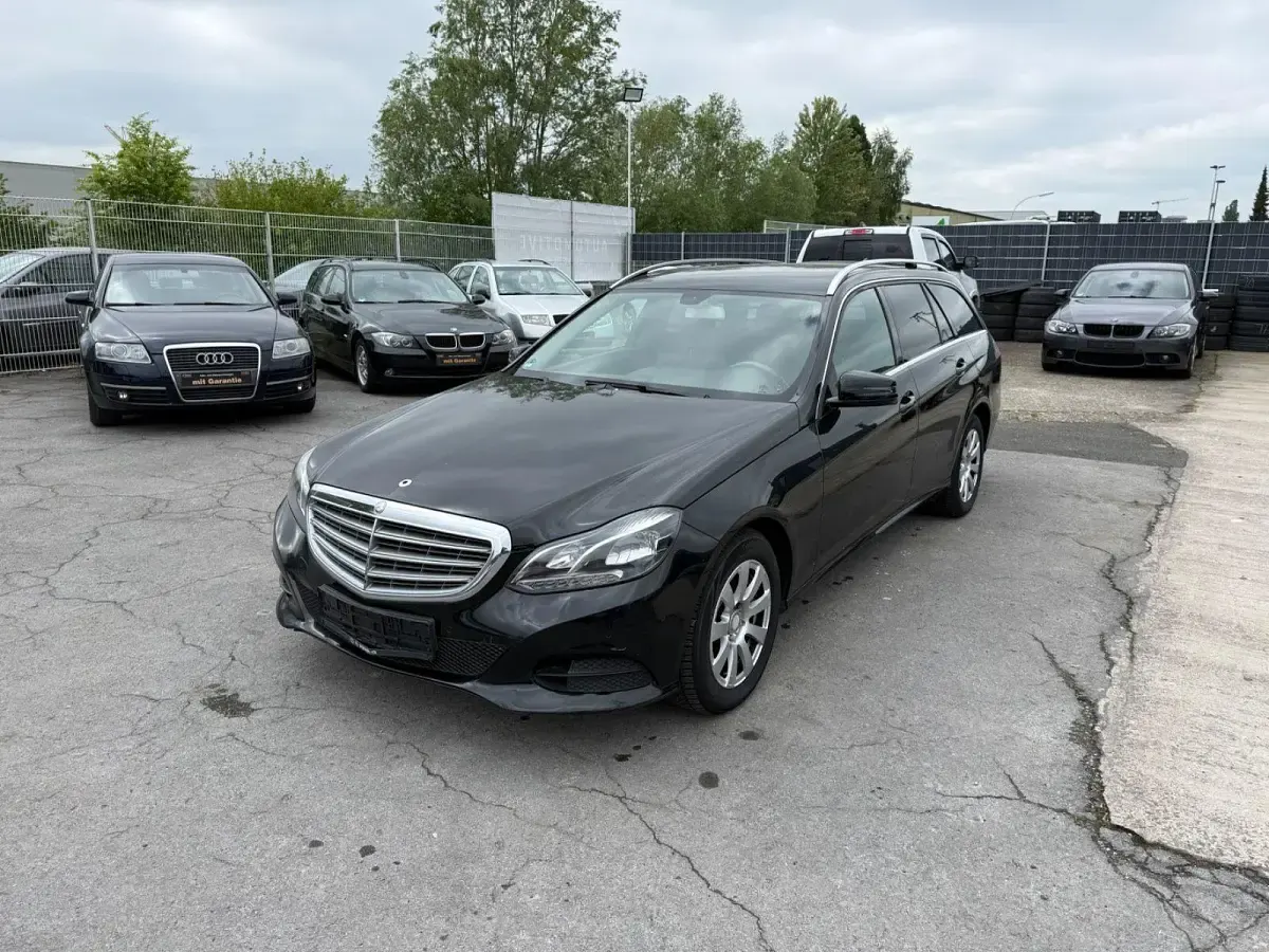 Gebraucht Mercedes E200 136 PS (100 kW) 2015 Schwarz Kombi