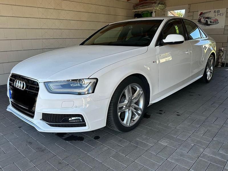 Weiß Gebraucht 2015 Audi A4 S-Line Limousine | 19.990 € (Guter Preis) - Bild 1/4