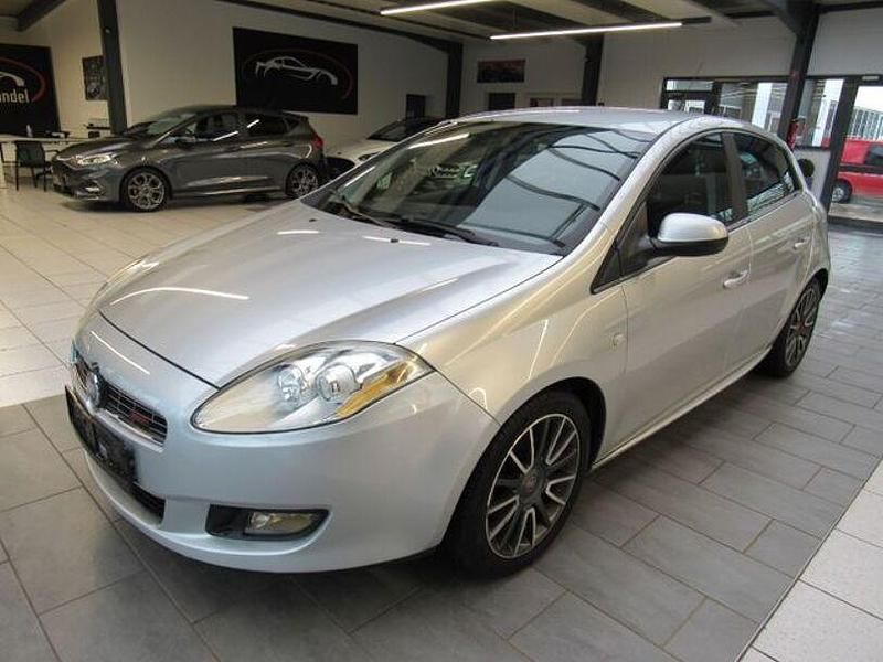 Grau Gebraucht 2008 Fiat Bravo Sport Kleinwagen | 3.950 € (Fairer Preis) - Bild 1/4