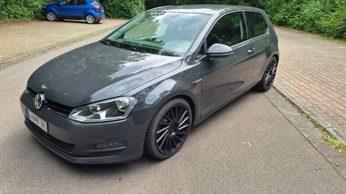 Gebraucht VW Golf Cup 122 PS (89 kW) 2014 Grau Coupé