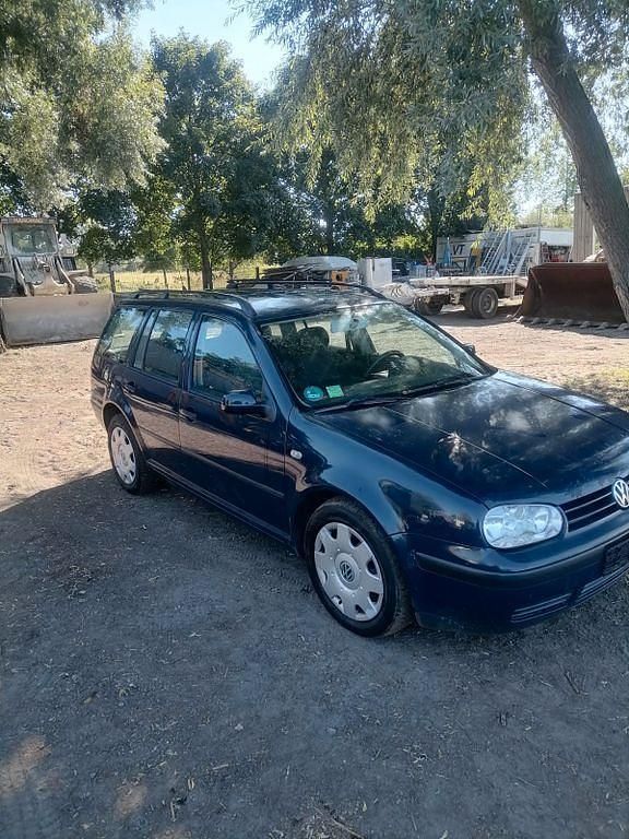 Gebraucht VW Golf IV Basis 105 PS (77 kW) 2000 Blau Kombi