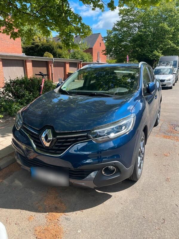 Blau Gebraucht 2018 Renault Kadjar SUV | 12.000 € (Superpreis) - Bild 1/2