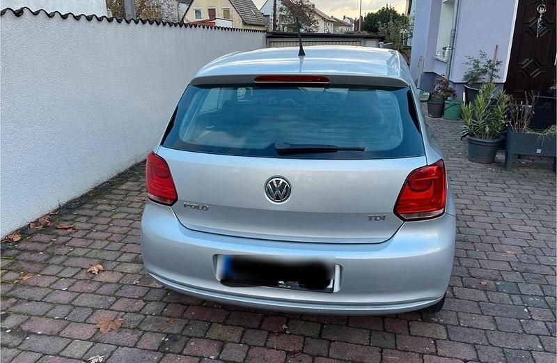 Gebraucht VW Polo 75 PS (55 kW) 2013 Silber Kleinwagen