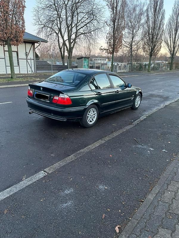 Gebraucht BMW 316 2001 Grün Limousine
