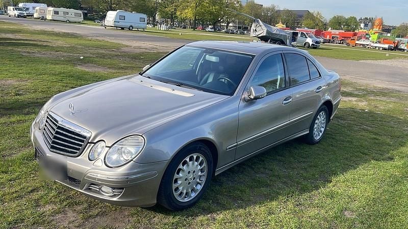 Gebraucht Mercedes E350 AMG 272 PS (200 kW) 2006 Silber Limousine