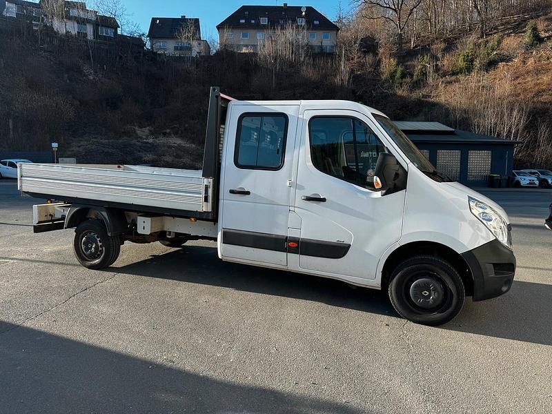 Second-hand Renault Master 130 CP (95 kW) 2019 Alb Berlinǎ