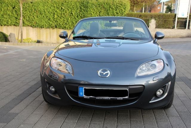 Gebraucht Mazda MX5 Inclusive 218 PS (160 kW) 2010 Grau metallic Cabrio