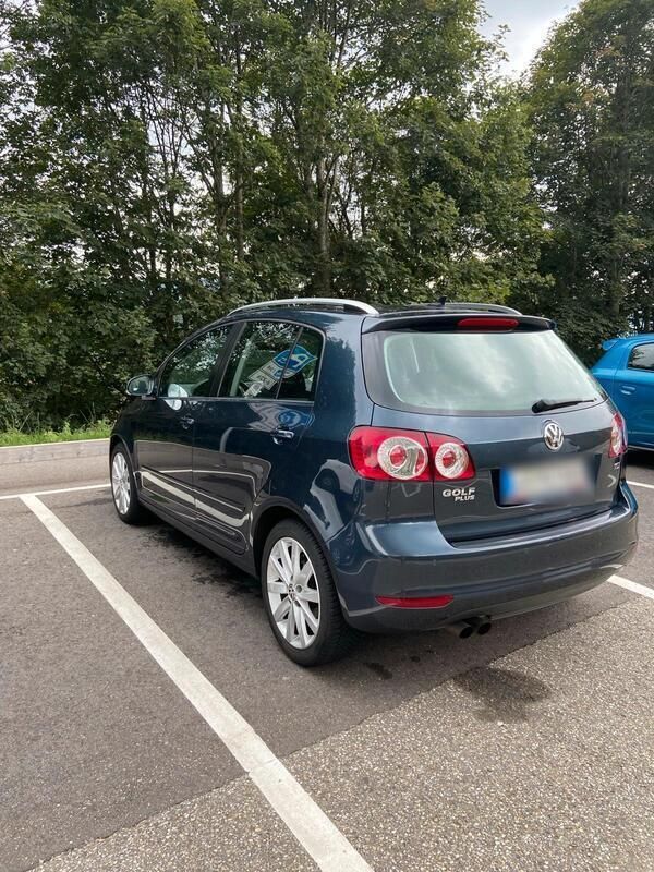 Blau Gebraucht 2011 VW Golf Plus Cross Van / Kleinbus | 5.500 € (Guter Preis) - Bild 1/4