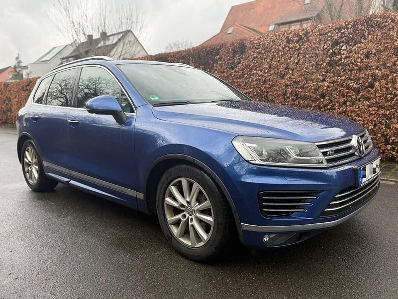Gebraucht VW Touareg R-line 265 PS (194 kW) 2016 Blau SUV