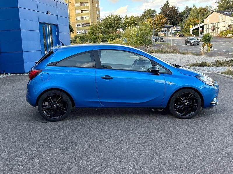 Gebraucht Opel Corsa Color Edition 90 PS (66 kW) 2015 Blau Kleinwagen