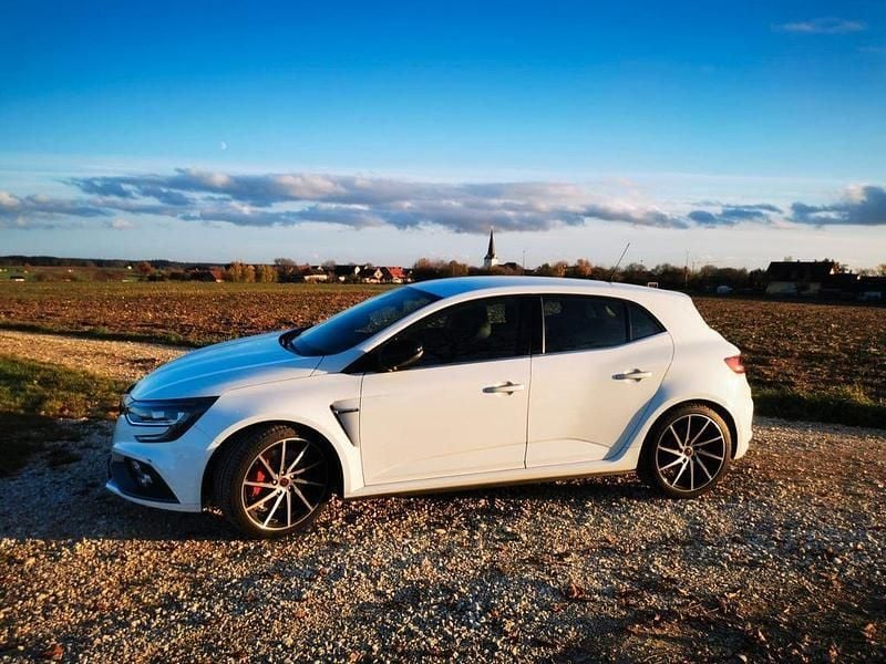 Weiß Gebraucht 2020 Renault Mégane IV Trophy Limousine | 29.990 € (Guter Preis) - Bild 1/4