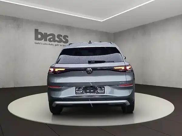 Neu VW T-Roc 116 PS (85 kW) 2026 Wolf grey metallic SUV