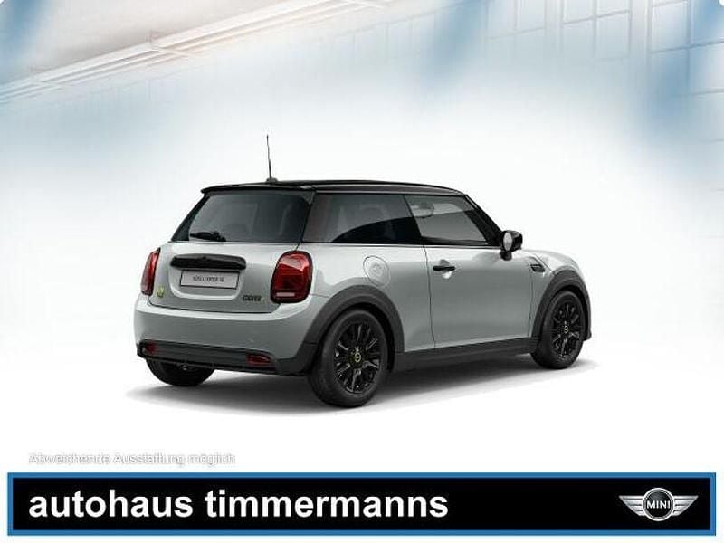 Second-hand Mini Cooper 135 kW (184 CP) 2022 Alb Hatchback