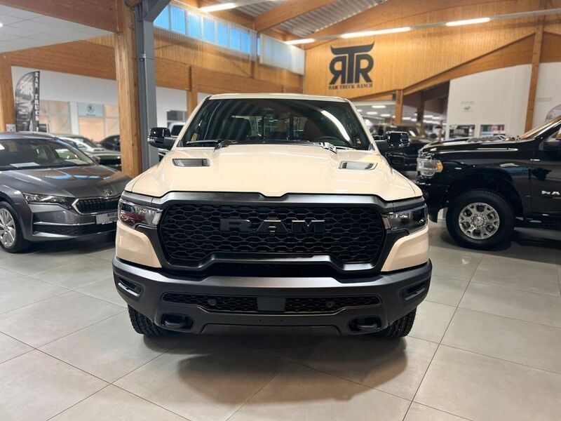 Neu Dodge Ram 424 PS (311 kW) 2025 Beige Pickup