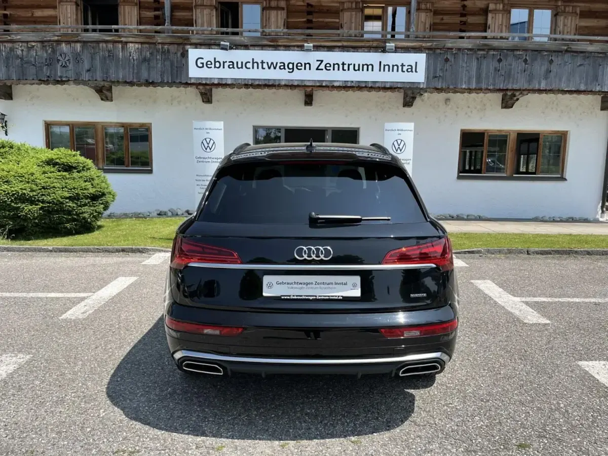 Gebraucht Audi Q5 S-Line 286 PS (210 kW) 2022 Mythosschwarz SUV