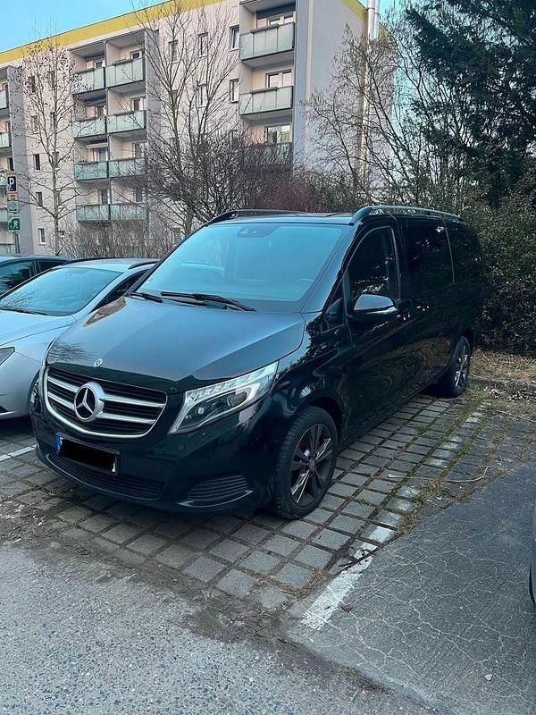 Gebraucht Mercedes B220 177 PS (130 kW) 2017 Schwarz Van / Kleinbus
