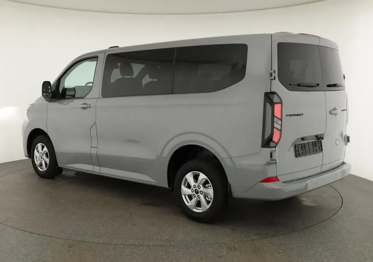 Neu Ford Transit Custom Limited 170 PS (125 kW) 2026 Grey matter Kombi