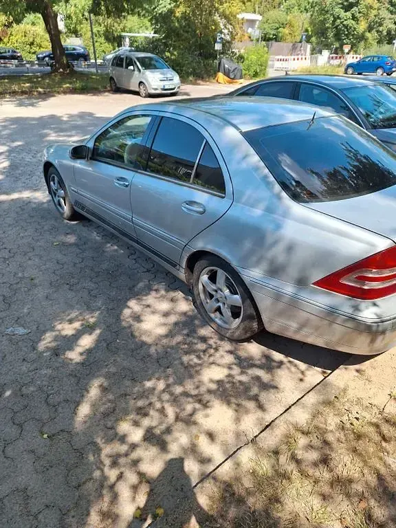 Gebraucht Mercedes C320 Elegance 218 PS (160 kW) 2000 Silber Limousine