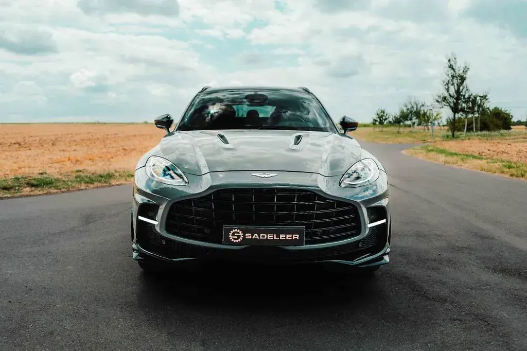 Gebraucht Aston Martin DBX 707 707 PS (519 kW) 2024 Grau SUV