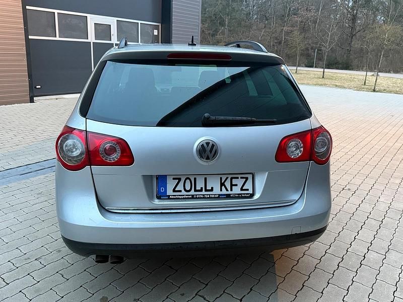 Gebraucht VW Passat 140 PS (102 kW) 2006 Grau Kombi