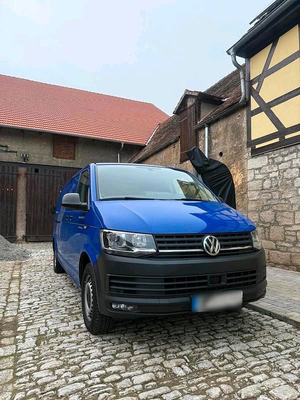 Gebraucht VW Transporter 150 PS (110 kW) 2018 Blau Van