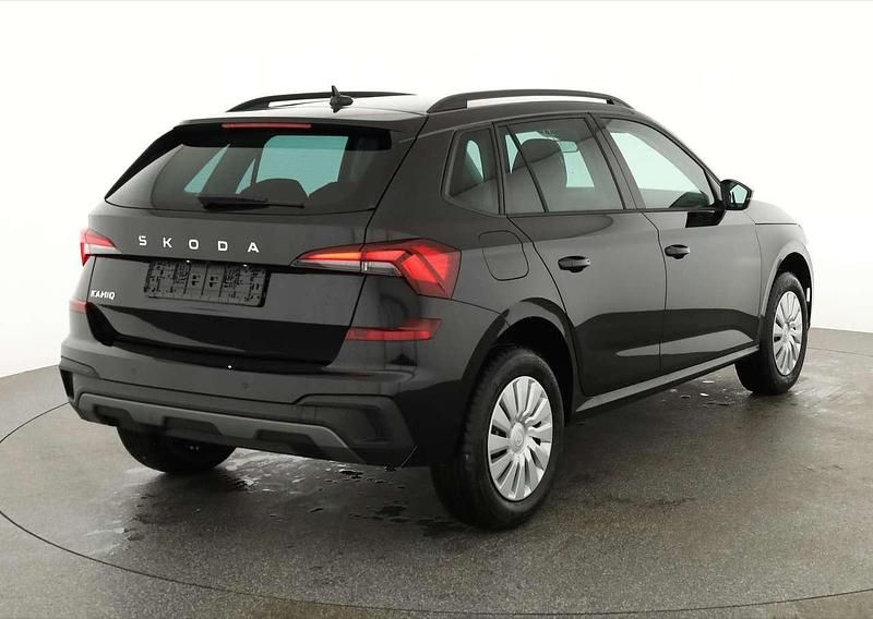 Black magic perleffekt Neu 2025 Skoda Kamiq Selection SUV | 27.395 € (Guter Preis) - Bild 1/4