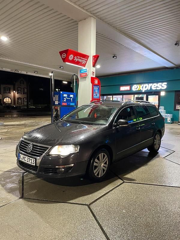 Gebraucht VW Passat Highline 170 PS (125 kW) 2008 Braun Kombi