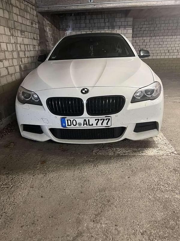 Gebraucht BMW M550 381 PS (280 kW) 2013 Weiß Limousine