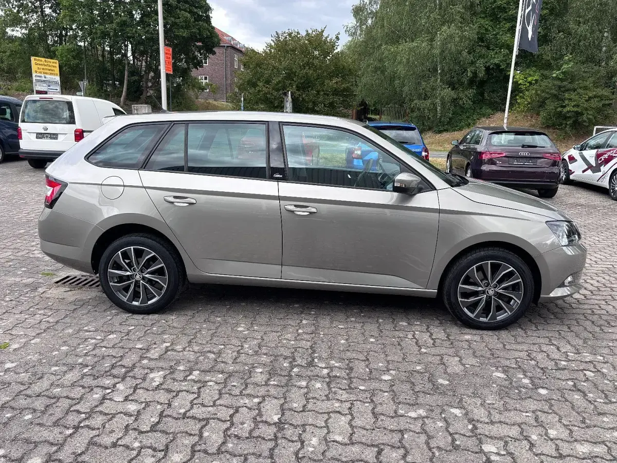 Gebraucht Skoda Fabia 110 PS (80 kW) 2015 Beige Kombi