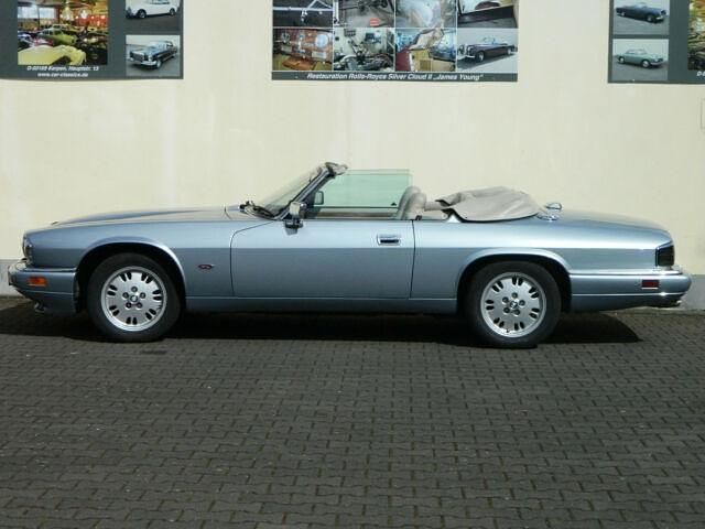 Używany Jaguar XJS 232 KM (170 kW) 1995 Niebieski Kabriolet