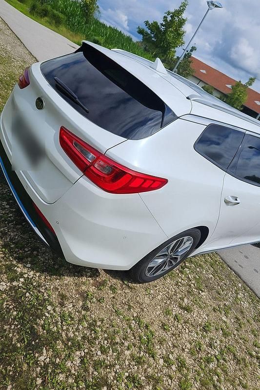Gebraucht Kia Optima Spirit 205 PS (150 kW) 2020 Weiß Kombi