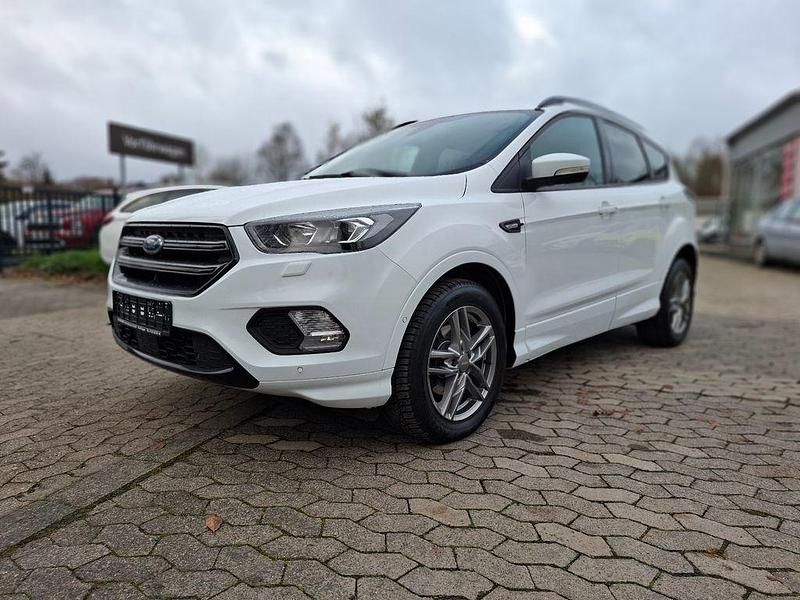 Weiß Gebraucht 2017 Ford Kuga ST-Line SUV | 14.990 € (Etwas zu teuer) - Bild 1/4