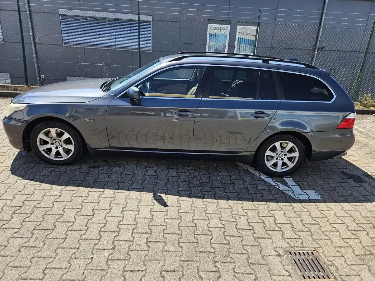 Gebraucht BMW 520 163 PS (119 kW) 2007 Kombi