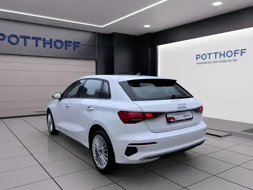 Gebraucht Audi A3 Advanced 150 PS (110 kW) 2023 Ibisweiß Limousine