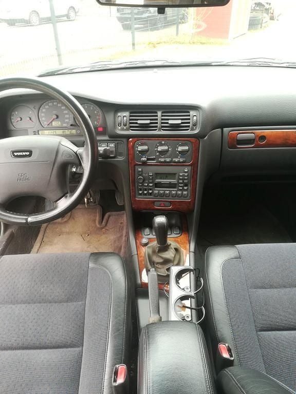 Gebraucht Volvo V70 144 PS (105 kW) 1999 Silber Kombi
